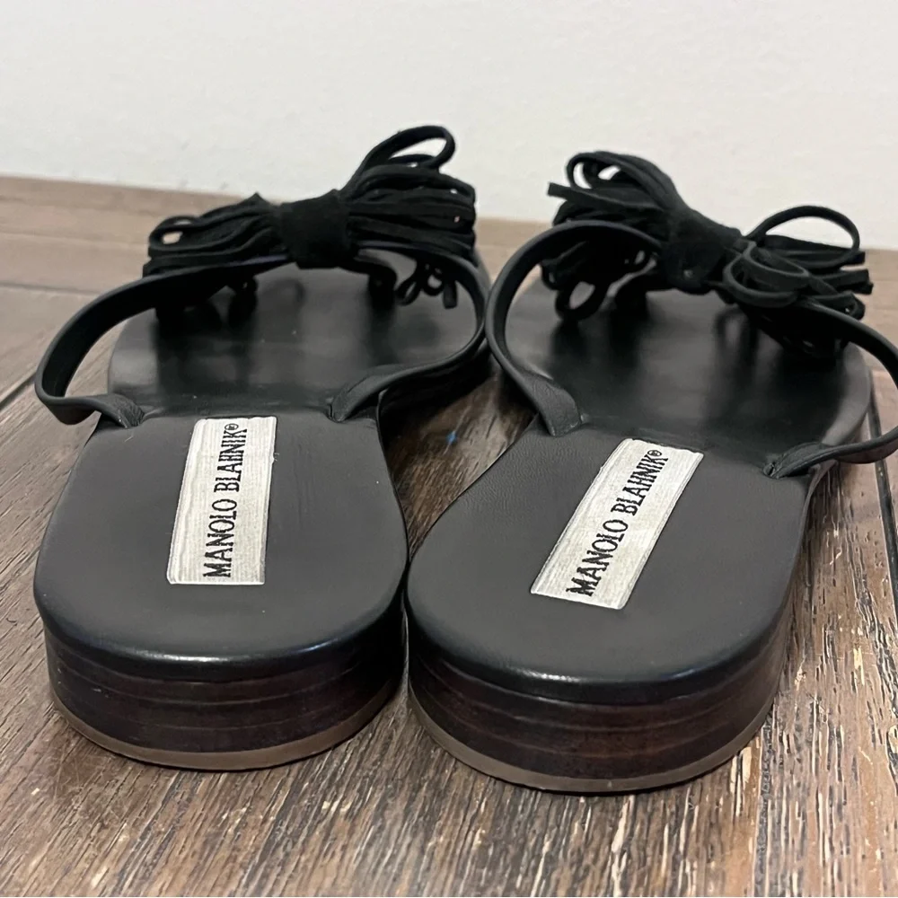 Manolo Blahnik Black Leather Bow Accents Sandals size 37 Women’s US size 7 - Picture 5 of 12